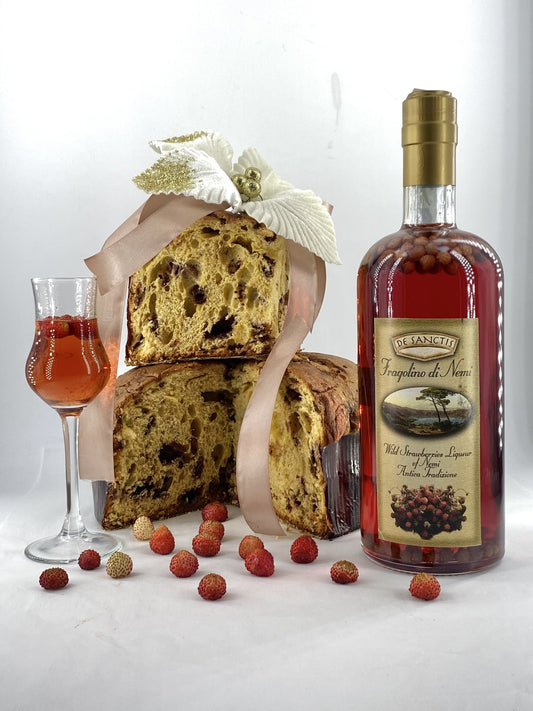 Confezione con Panettone Artigianale alle Fragoline di Bosco 1kg e Fragolino di Nemi 1 LT